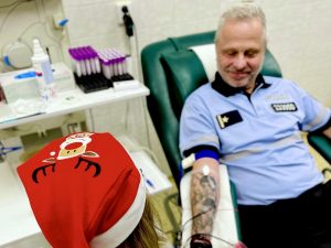 Mikulášské darování krve a plazmy policistů v Olomouci a Prostějově