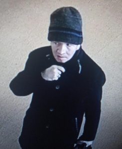 Pátrání po muži na fotografii