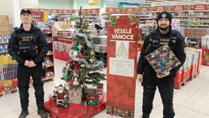 Policisté plní své heslo: „Pomáhat a chránit“