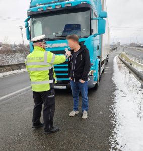 Při speciálních akcích v Moravskoslezském kraji tisíc zkontrolovaných vozidel a řidičů