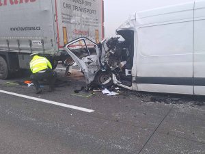 Řidič náraz nepřežil