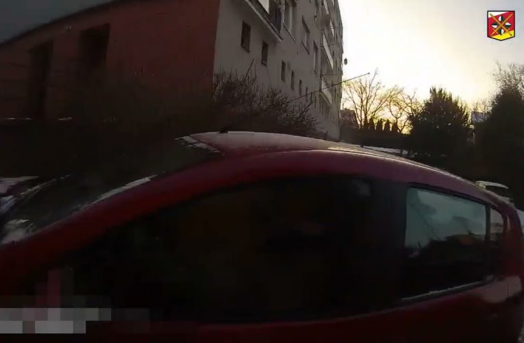 Řidič pod vlivem alkoholu přišel o auto i řidičský průkaz